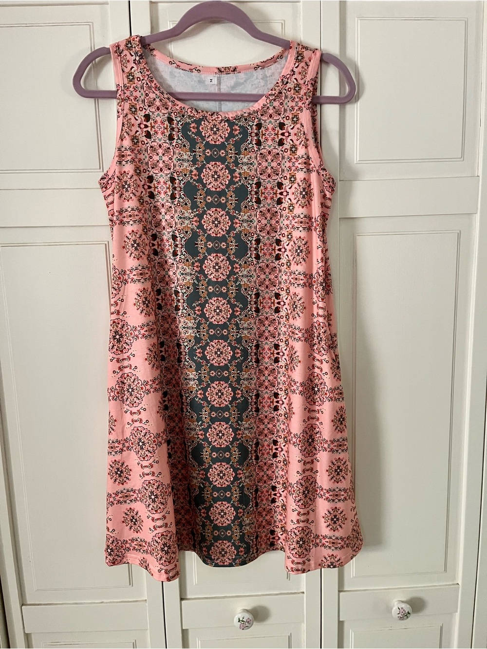 Pink Patterned , 2 pocket, inch 26 -under arm to bottom Sleeveless Dress